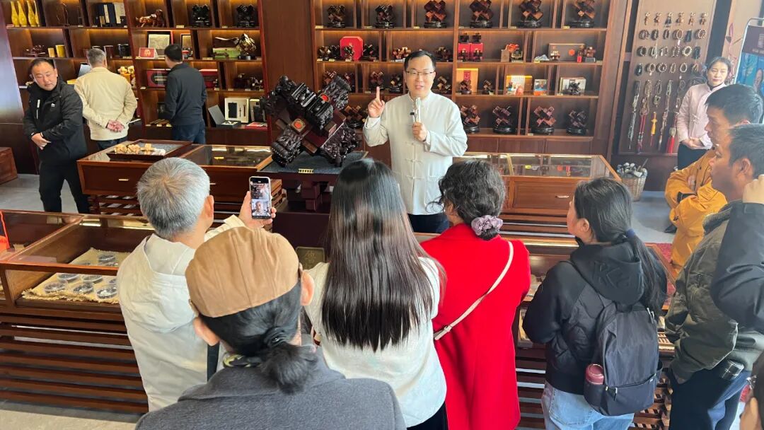 1764122762153516.jpg 640 (2).jpg