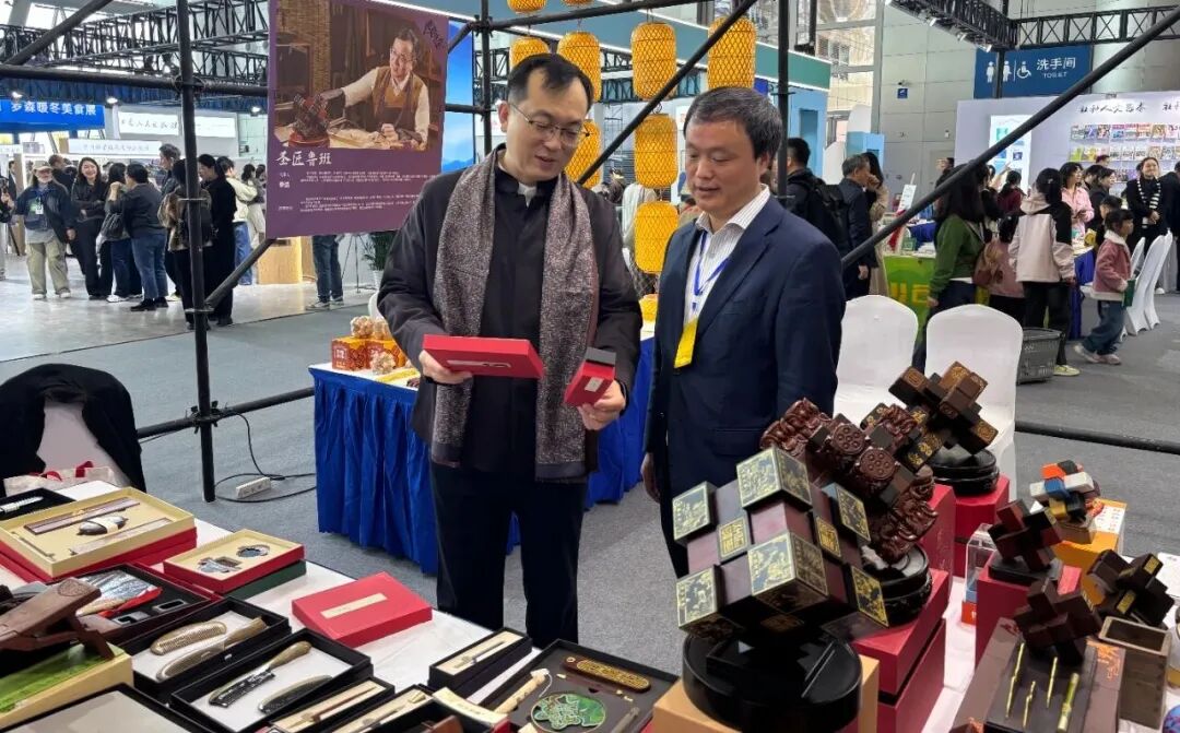 1764124030537657.jpg 640 (4).jpg