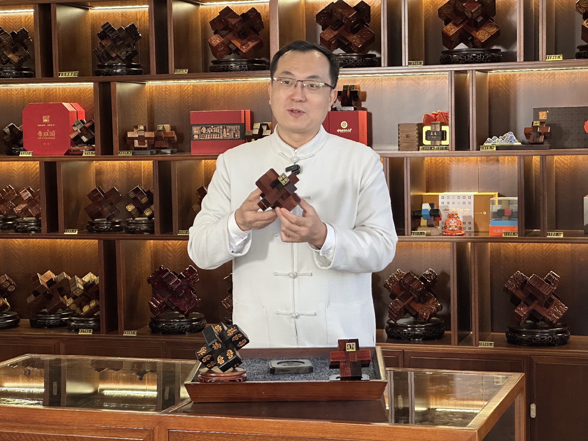 1764922879112358.jpg 微信图片_20251125111903_1001_91.jpg