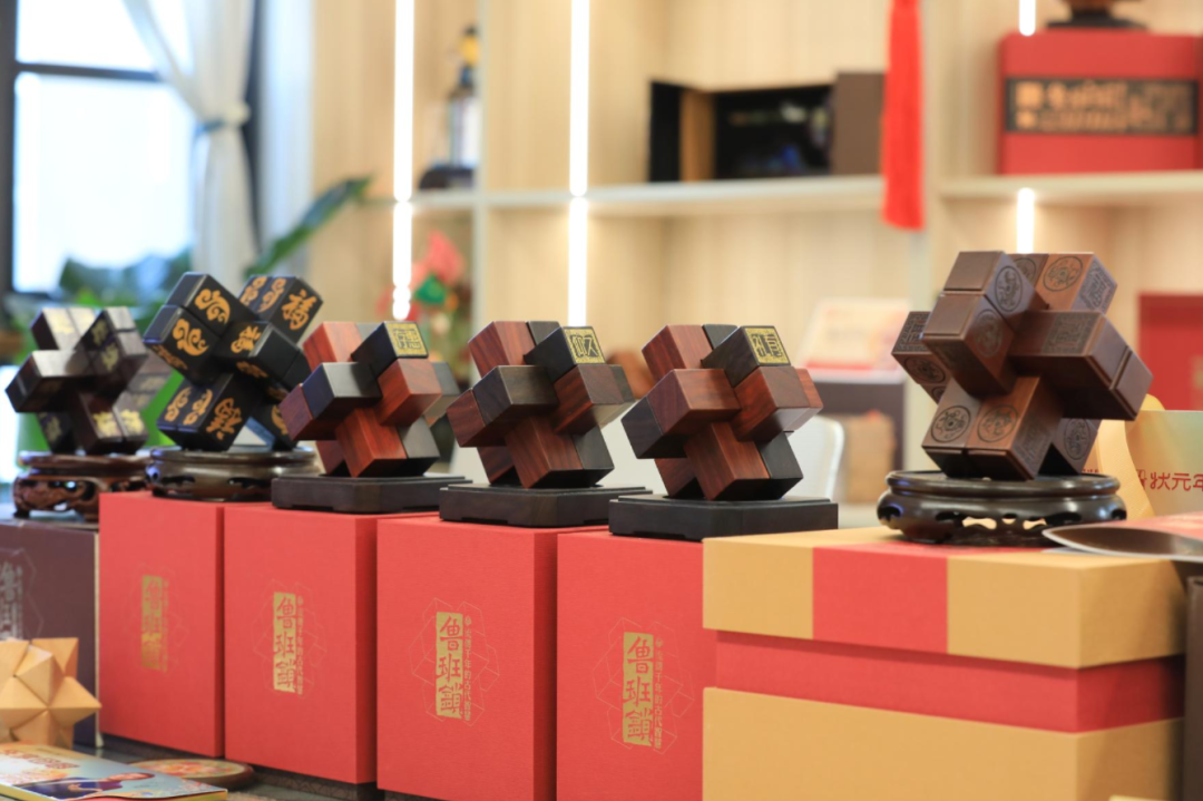 1765605843478586.png 640 (1).png