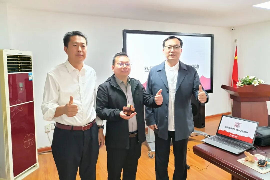 1775895672390889.jpg 640 (3).jpg